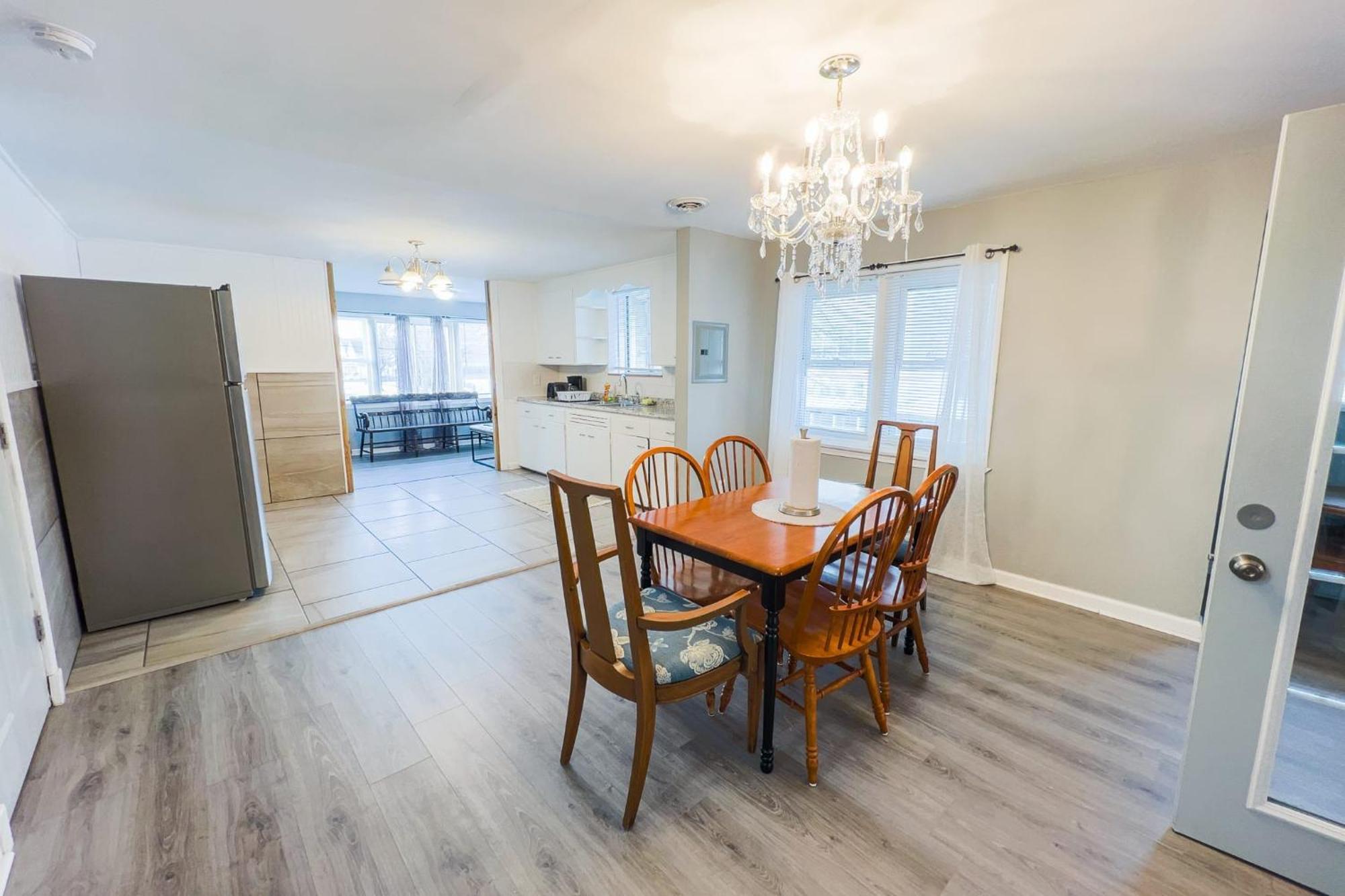 Large 6Br, 6 Bath In The City Of Niagara Falls Kültér fotó