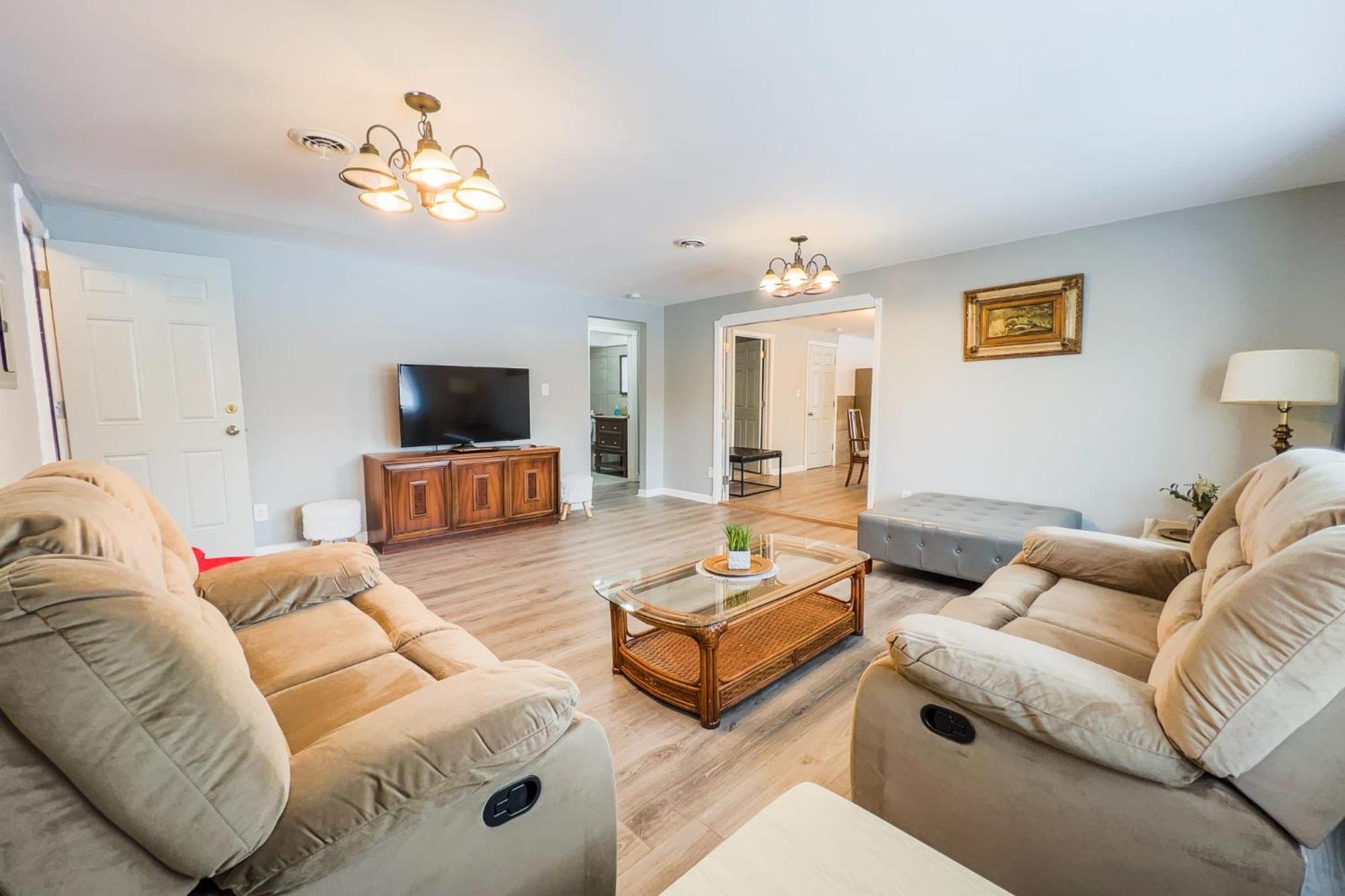 Large 6Br, 6 Bath In The City Of Niagara Falls Kültér fotó