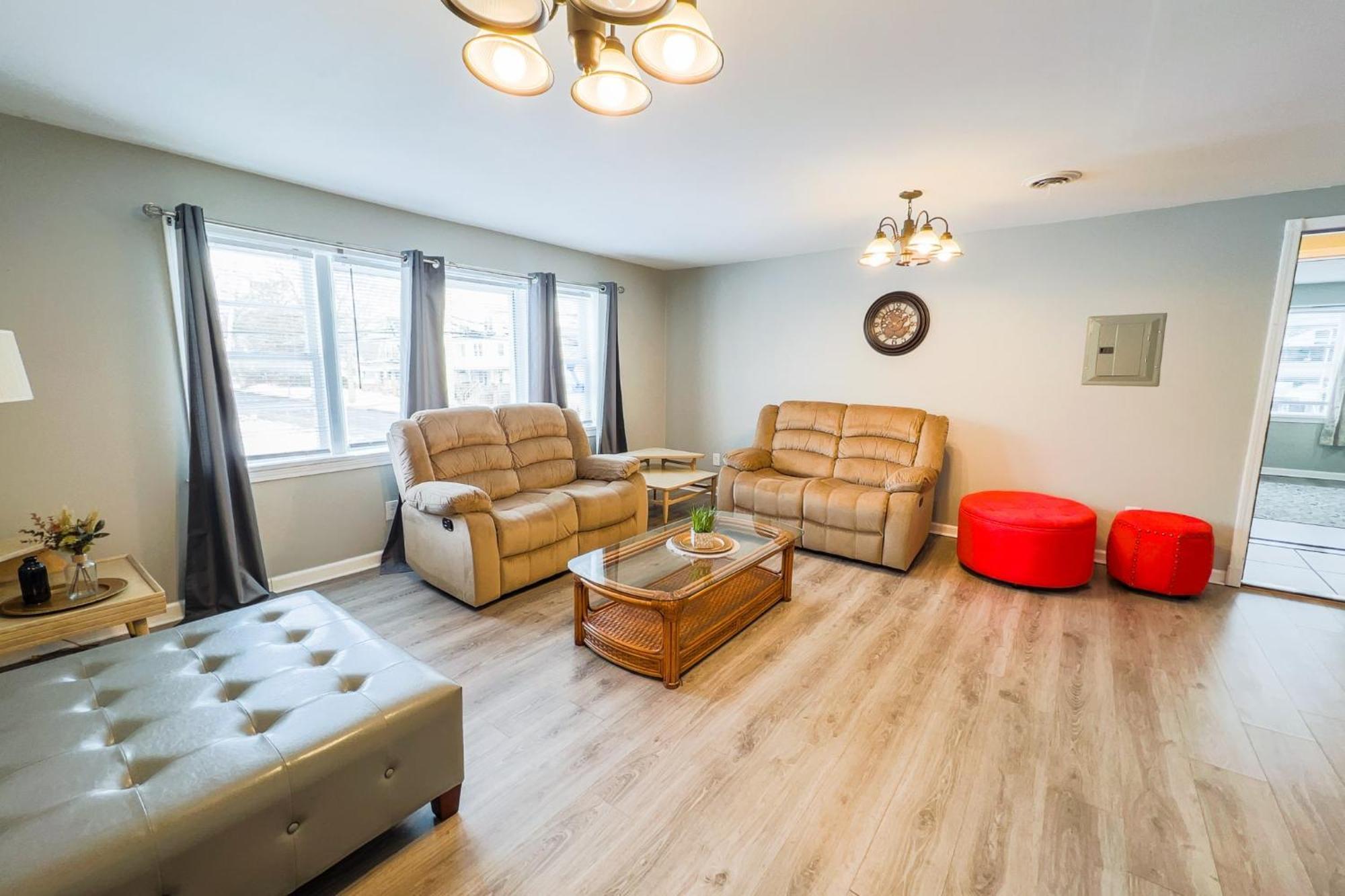 Large 6Br, 6 Bath In The City Of Niagara Falls Kültér fotó