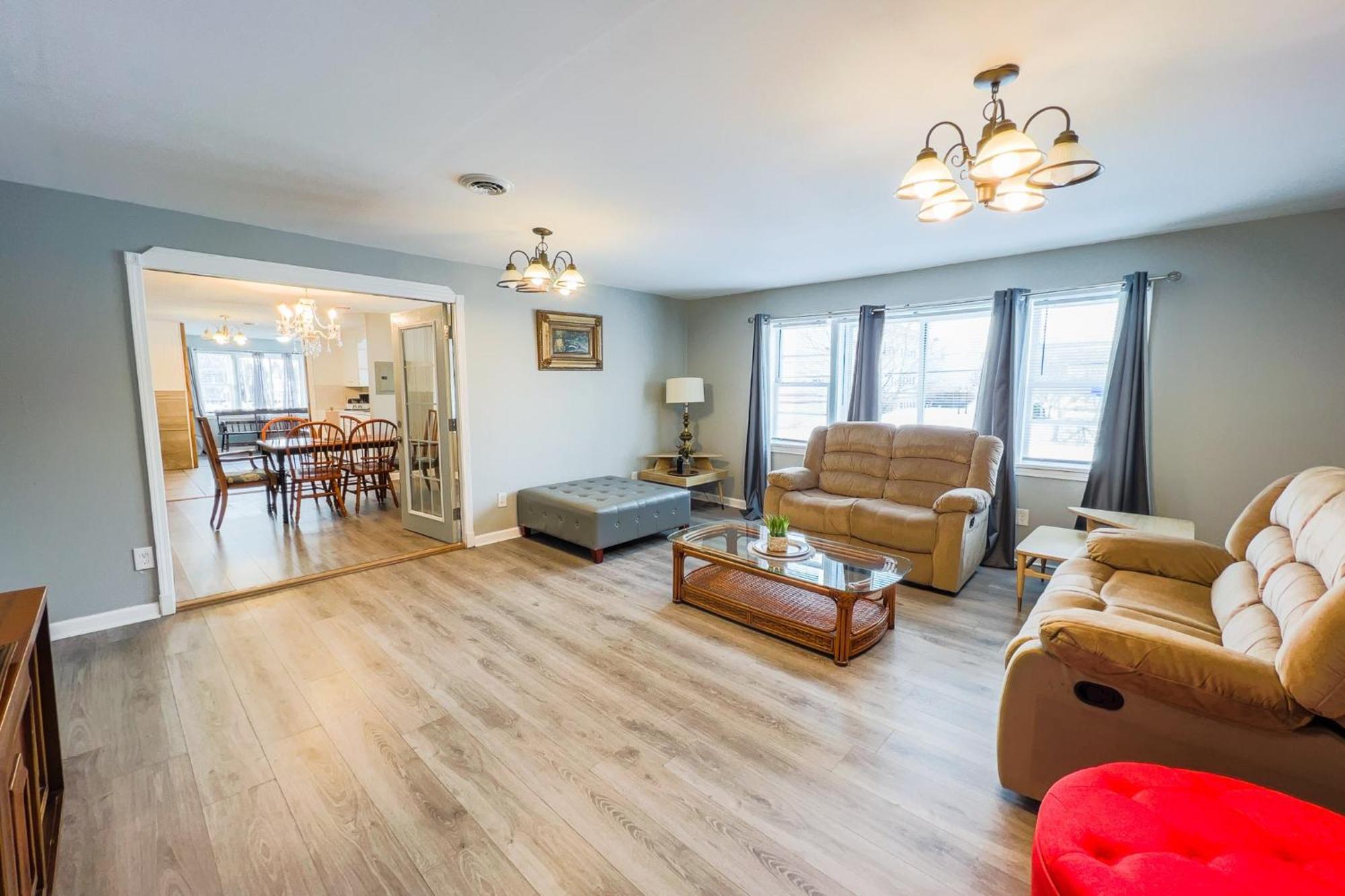 Large 6Br, 6 Bath In The City Of Niagara Falls Kültér fotó